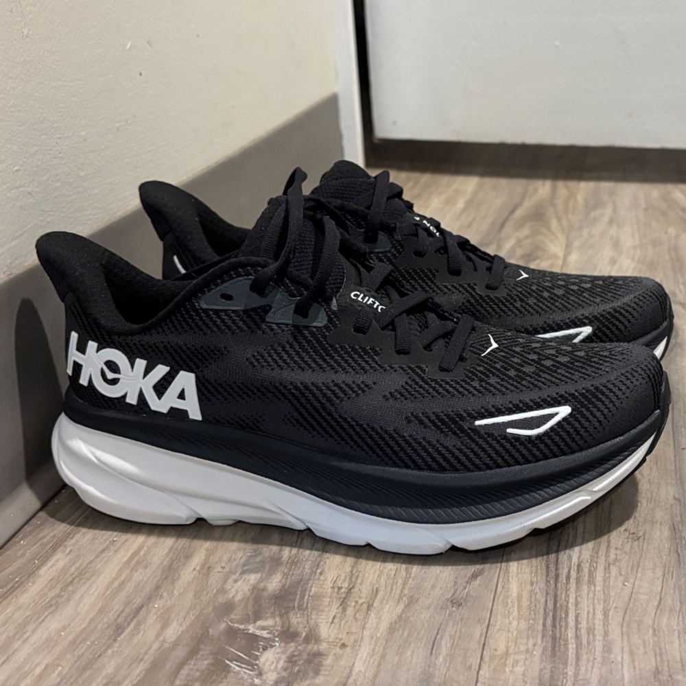 NEW Hoka Clifton Women’s Black and White Running Shoes - Cushioned Trainer